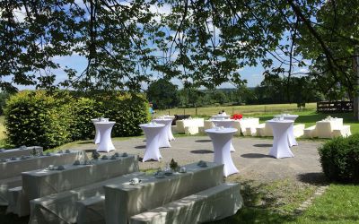 Partyservice Aachen organisiert Outdoor Hochzeit